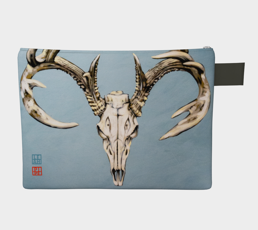 Carry-all zipper pouches featuring printed animal skull artwork from talented Canadian artist Leah Pipe. Denim-lined carry-alls come in 4 handy sizes to make toting and organizing almost anything effortless.